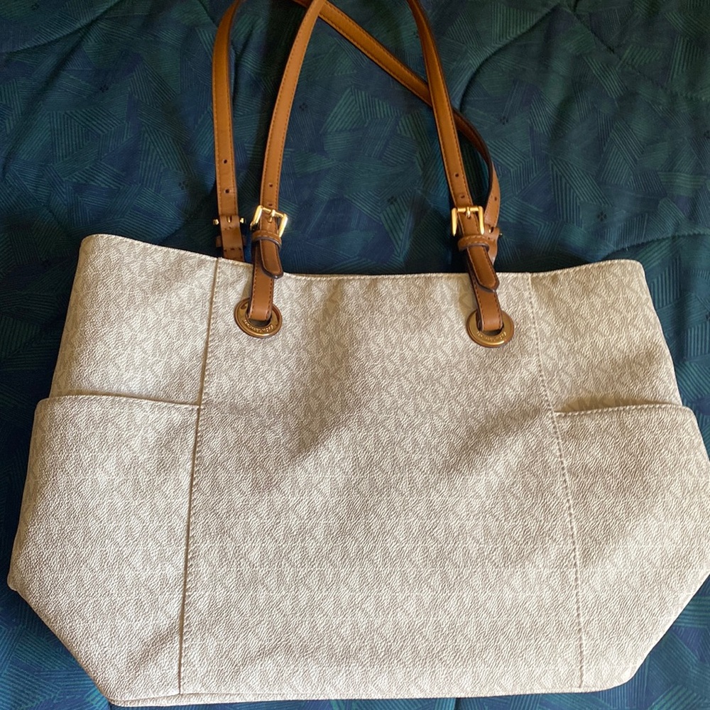 🌹MICHAEL KORS PURSE🌹